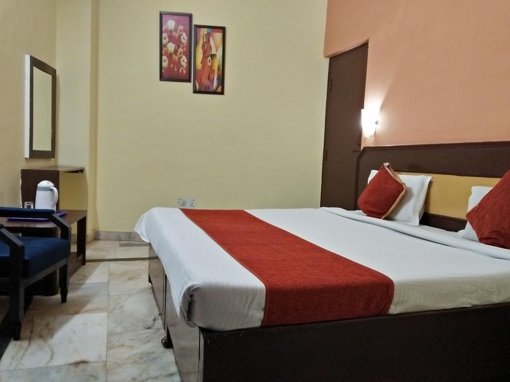 Hotel Zee Agra  Rum bild